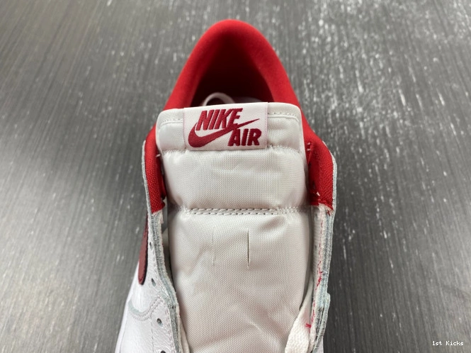Varsity 705329-101 Red 1 Jordan Low Retro White 0617